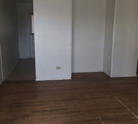 2nd image of 3206 W Kansas Ave