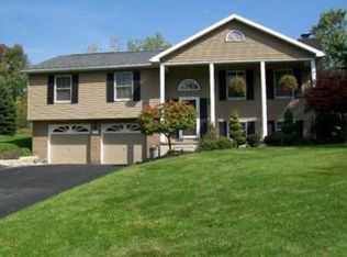 421 E Virginia Cir, Jamestown, NY 14701