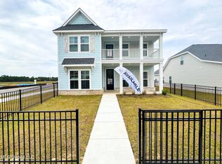102 Everly Cir, Ocean Springs, MS 39564