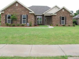 7437 Moonlight Dr, Montgomery, AL 36117