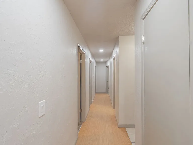 229 Bainbridge Rd — Photo 16