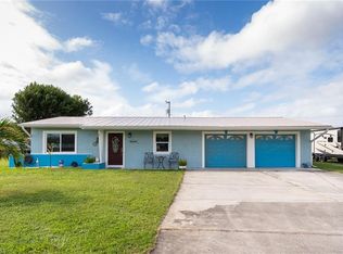 900 Coolidge Ave, Lehigh Acres, FL 33936