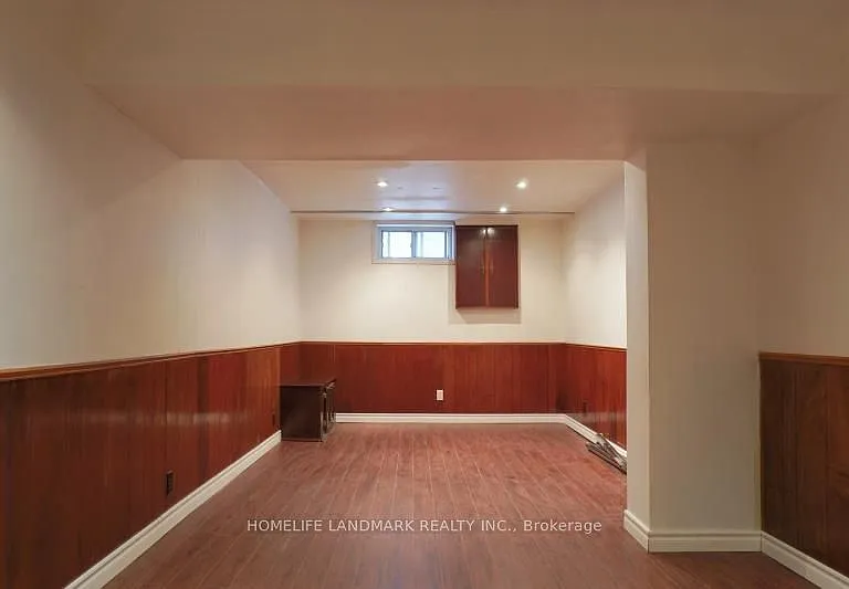 48 Greylawn Cres — Photo 13