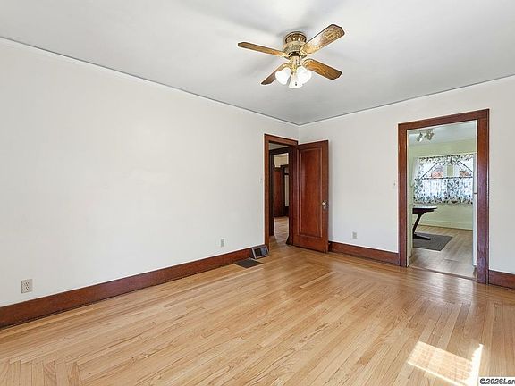 5th image of 557 N 8th St