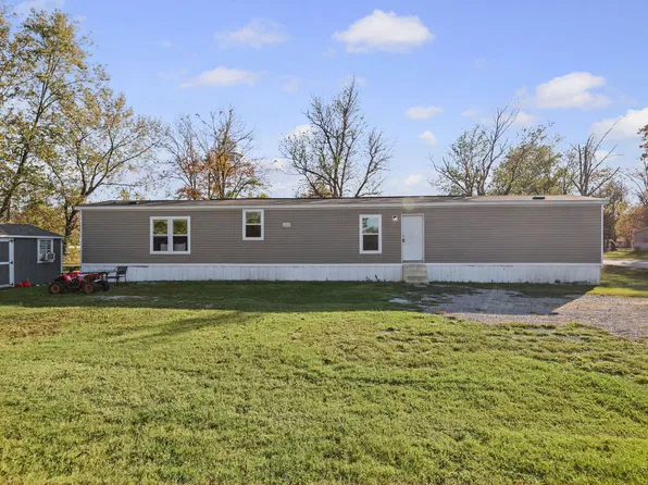 1104 Madison Ave, Sandoval, IL 62882