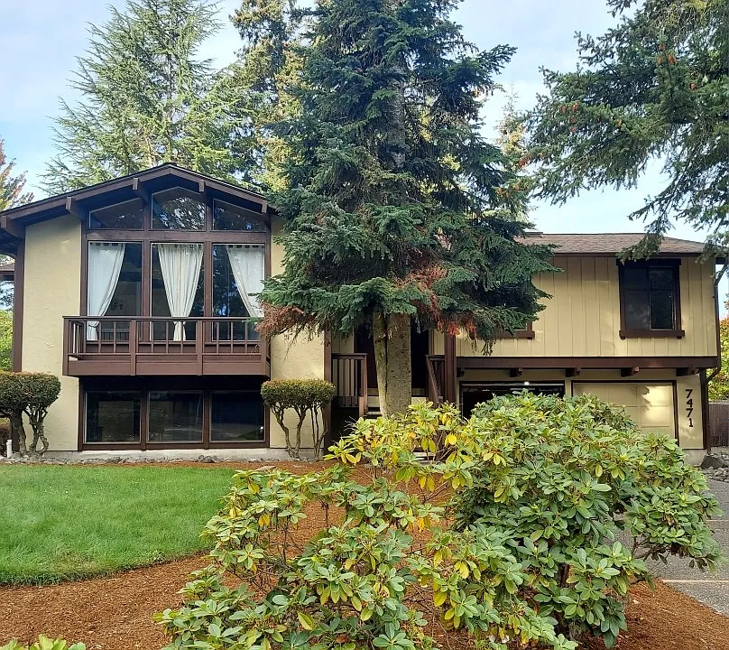 7471 85th Pl SE
