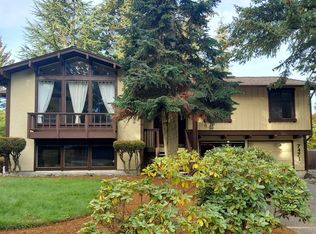 7471 85th Pl S, Mercer Island, WA 98040