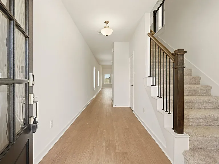 32503 Midsummer Dr — Photo 5