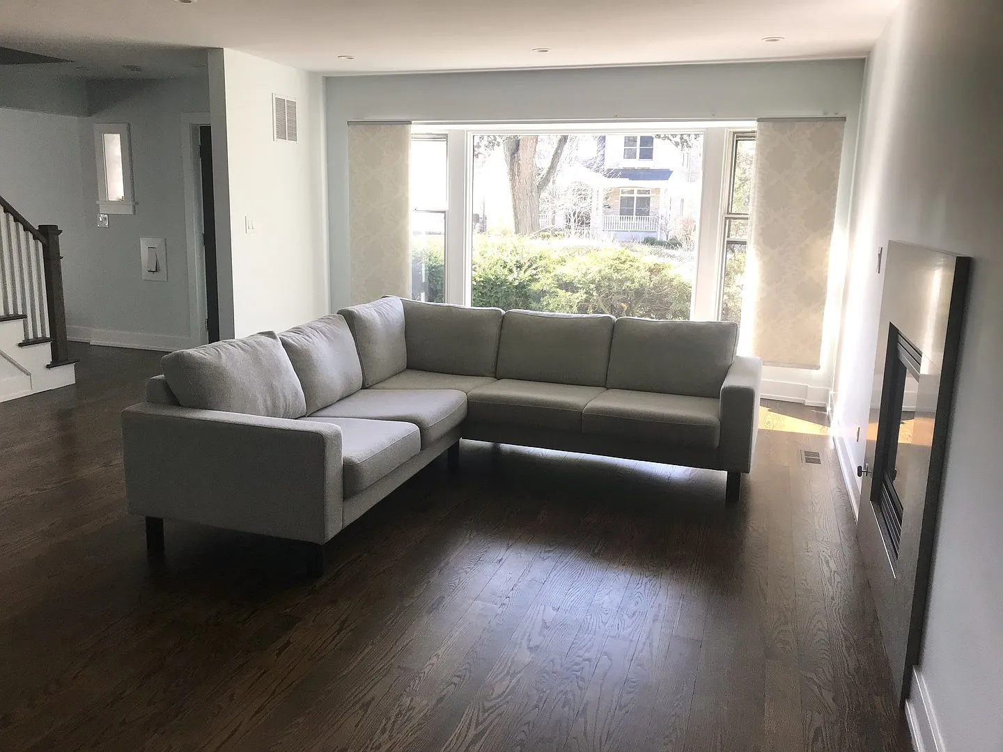 4 bed, 2368 sqft, $8,000 — Photo 2
