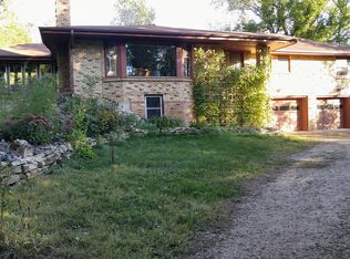 13705 Summit Ln, Minnetonka, MN 55305