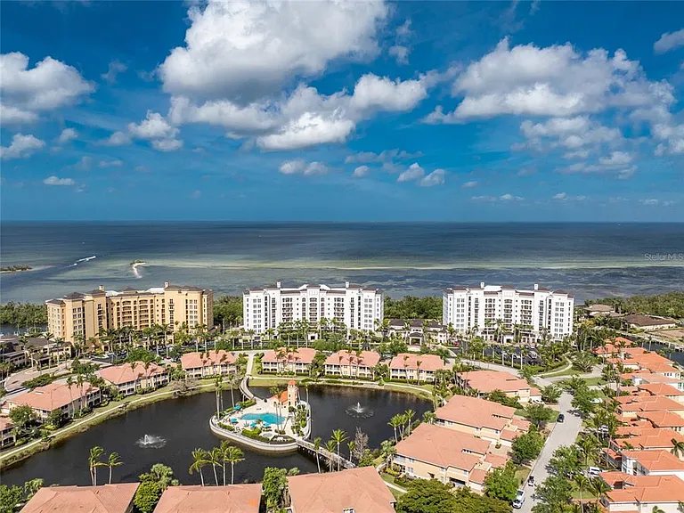3304 Sunset Key Cir #D — Photo 37