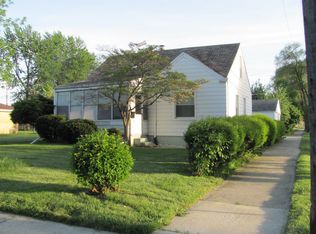 19010 Collinson Ave, Eastpointe, MI 48021