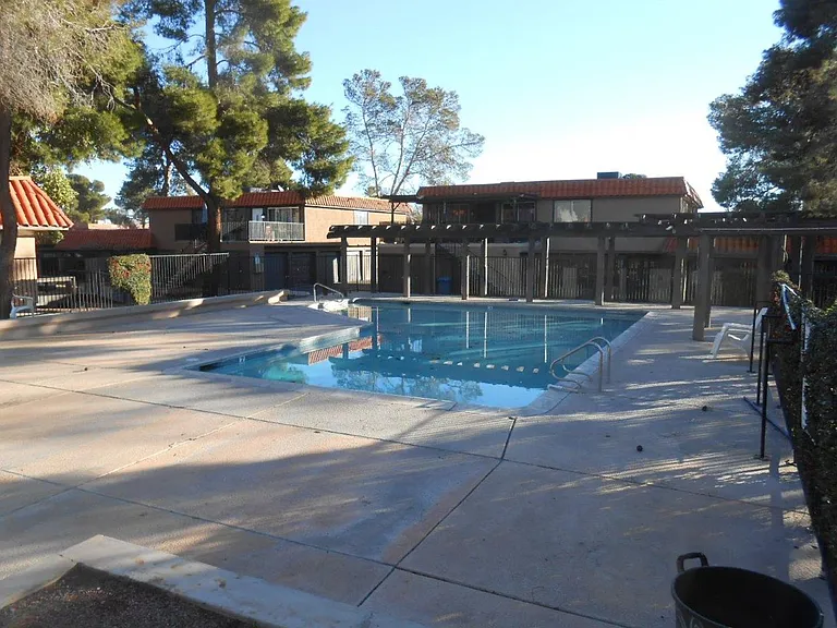 6671 Bubbling Brook Dr #D — Photo 24