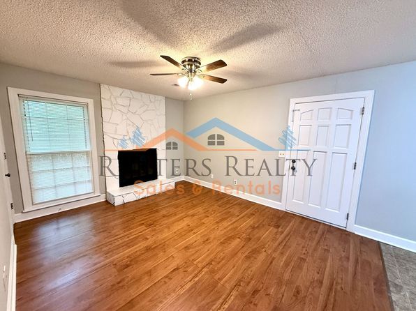 2105 Epworth Dr NE APT F