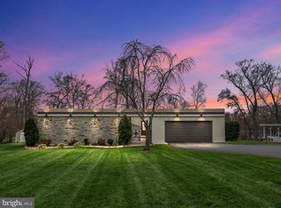 594 Shore Acres Rd, Arnold, MD 21012