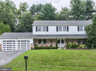 204 Cherry Hill Ln, Broomall, PA 19008
