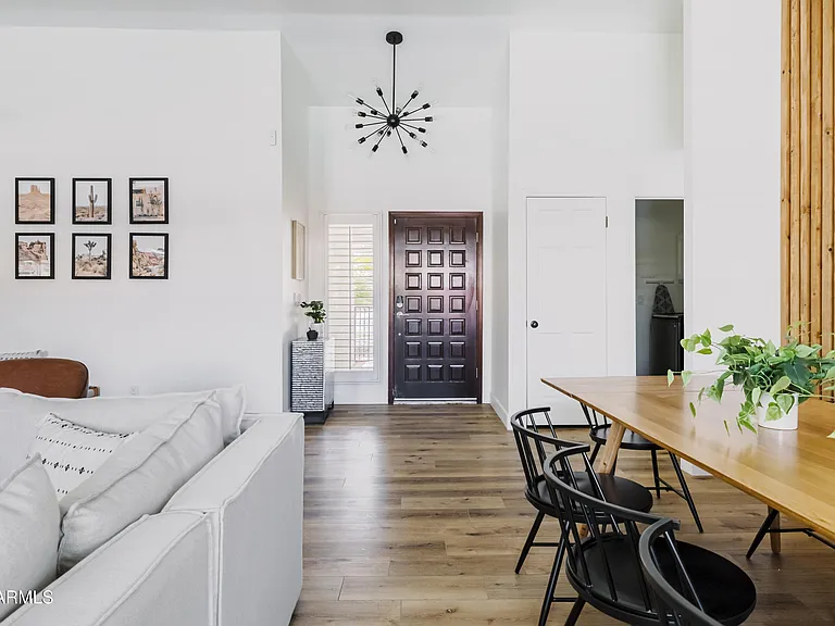 5226 E Kathleen Rd — Photo 11