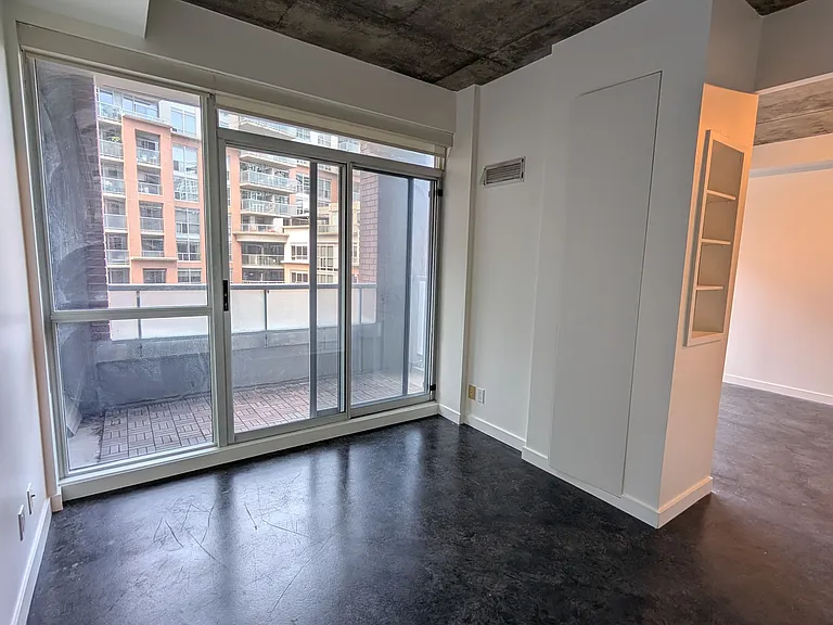 1 Shaw St #303 — Photo 6