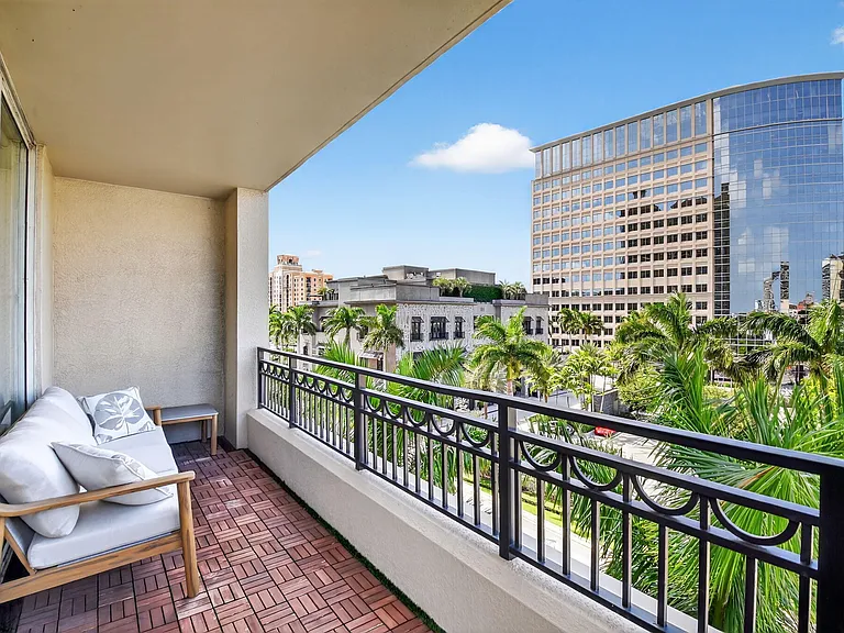 550 Okeechobee Blvd #502 — Photo 37