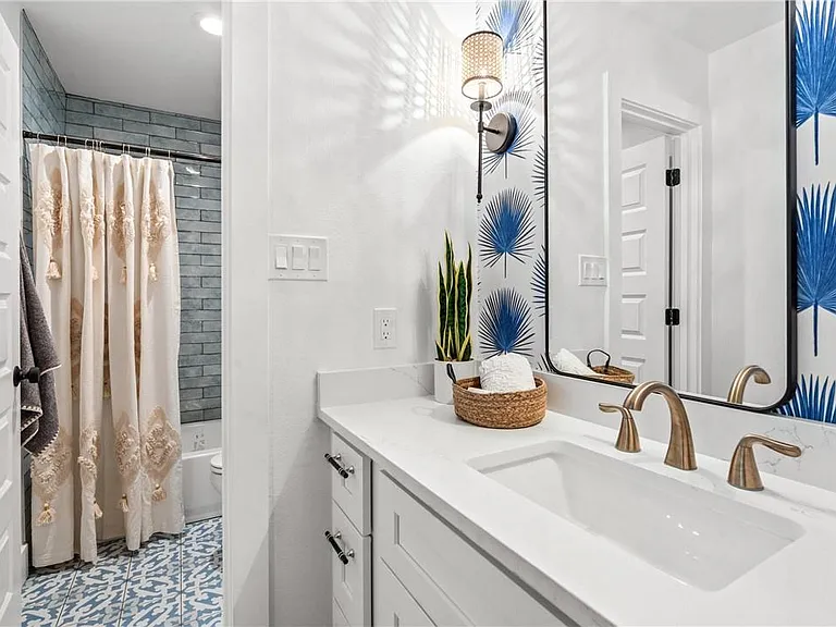 3808 Leafield Dr — Photo 17