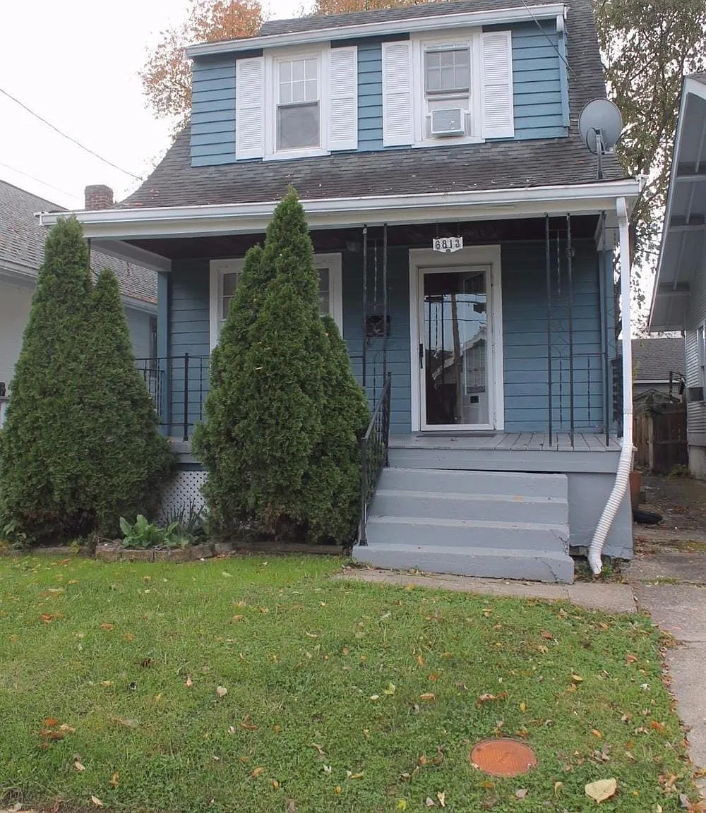 2 bed, 1.0 bath, 1200 sqft, $1,375 — Photo 1