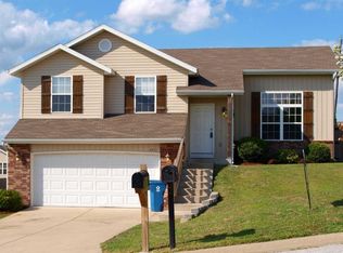 1711 W Hartley St, Ozark, MO 65721