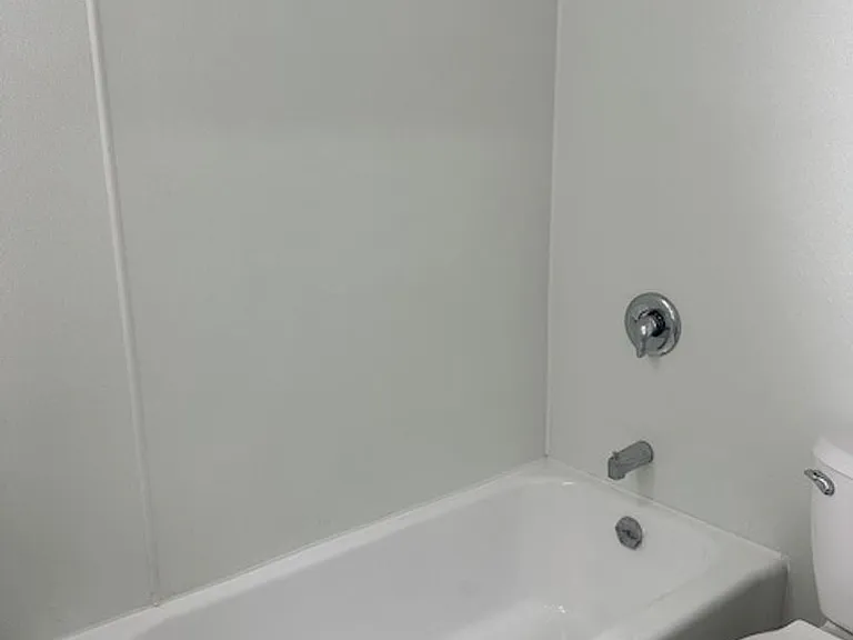 414 N 3rd St #1 — Photo 10