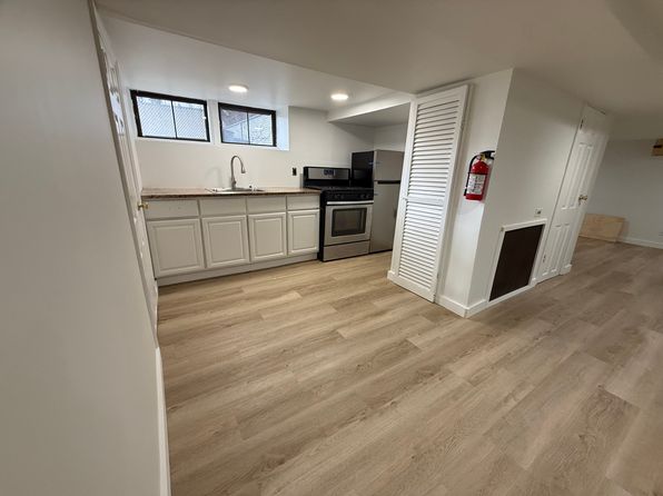 (undisclosed Address)