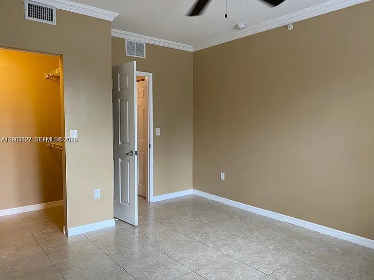 8060 N Nob Hill Rd #203 — Photo 18