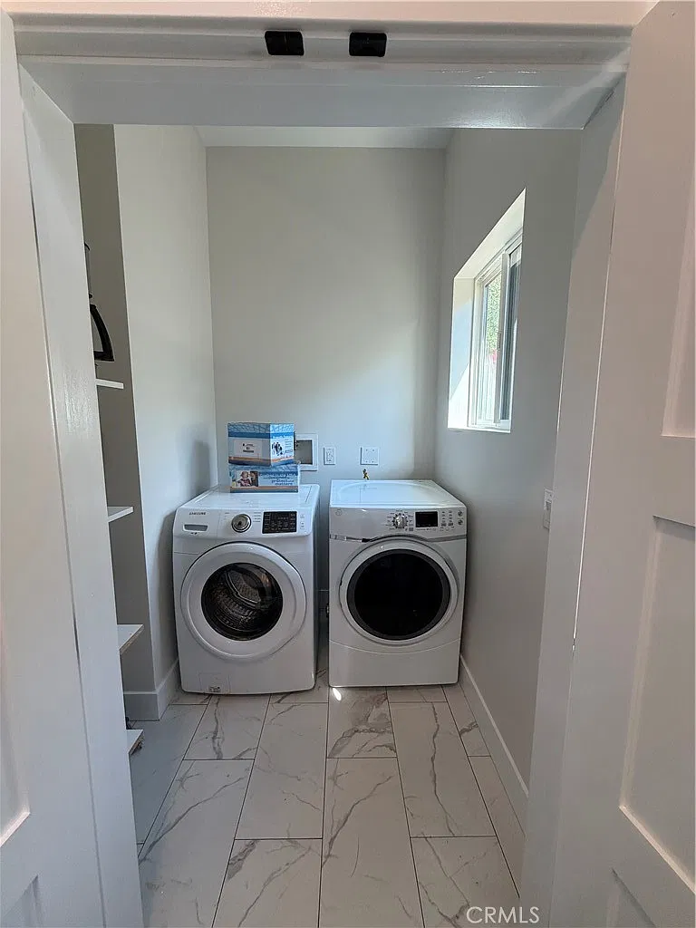 2 bed, 1300 sqft, $3,400 — Photo 3