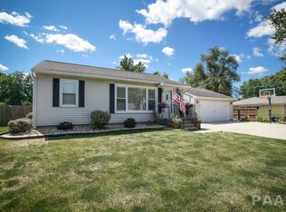 6220 W Van Deusen St, Peoria, IL 61604