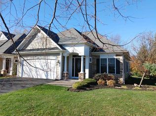 11 Windwood Cir, Rochester, NY 14626