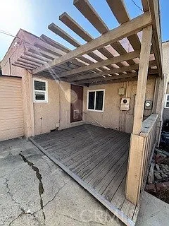 345 E College St — Photo 16