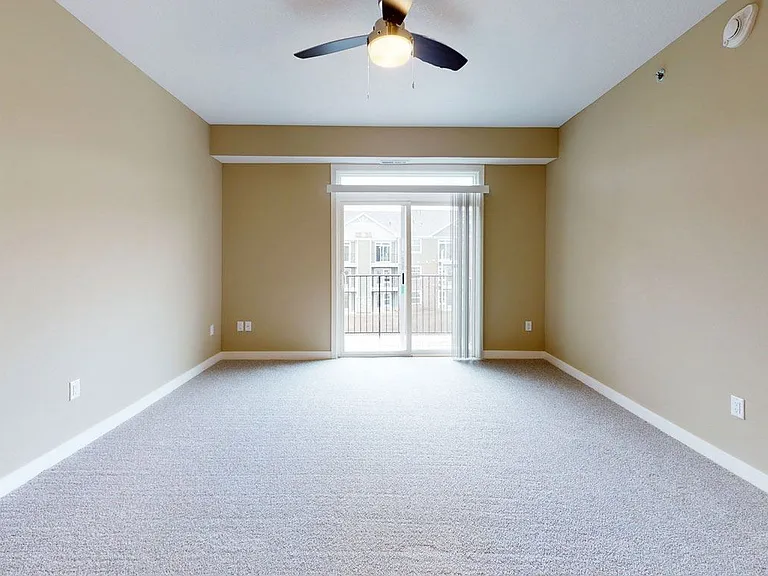 Strathmore Apartment Homes — Photo 19