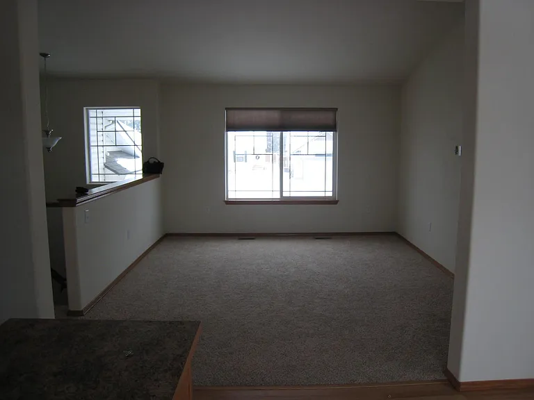 1223 S Van Marter Ln — Photo 5