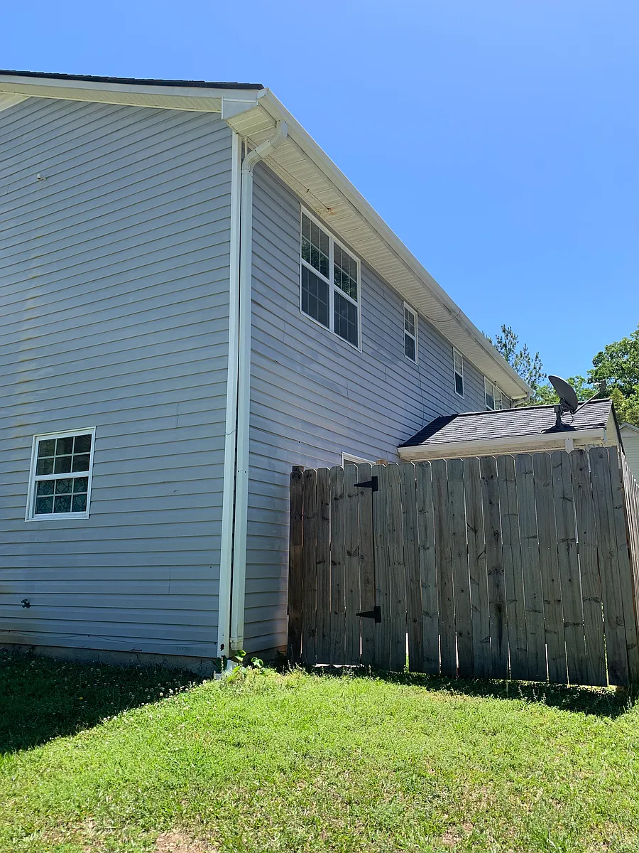 Building Photo - 363 Rothell Rd