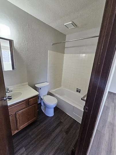 Heron Lake Apartments - 2 — Photo 4