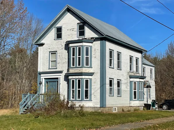 14 East Chandler Street, Skowhegan, ME 04976