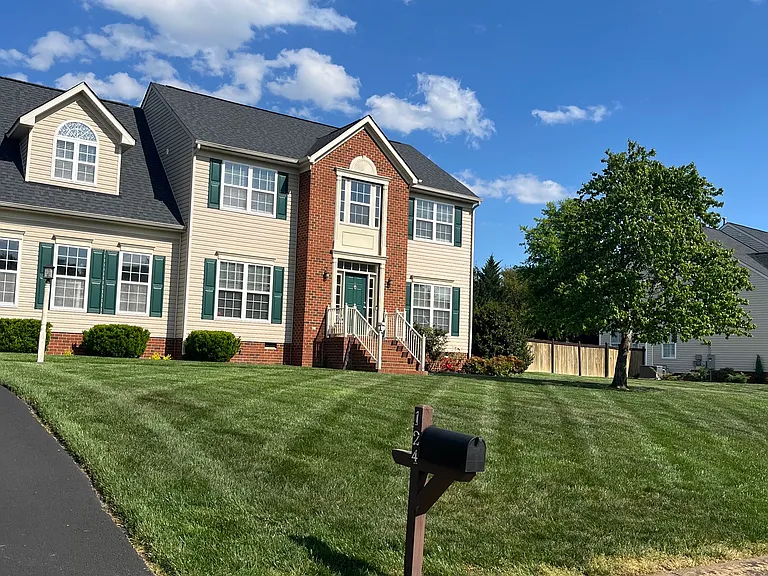 124 Point Hollow Pl — Photo 2
