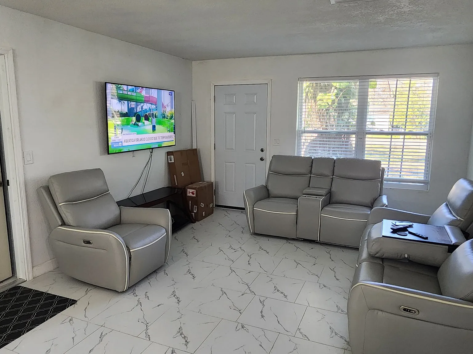 1077 Madison Ave — Photo 2