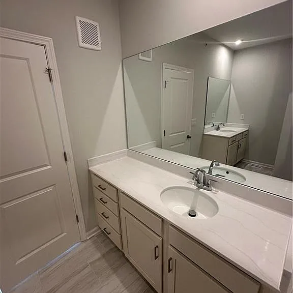 352 Skylar Ter SE — Photo 23
