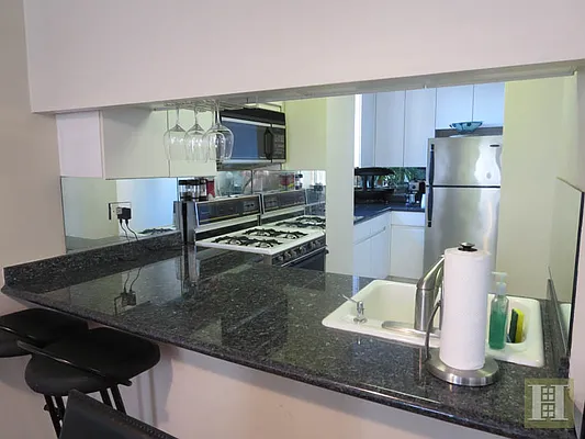 Rented by Halstead Real Estate | media 10