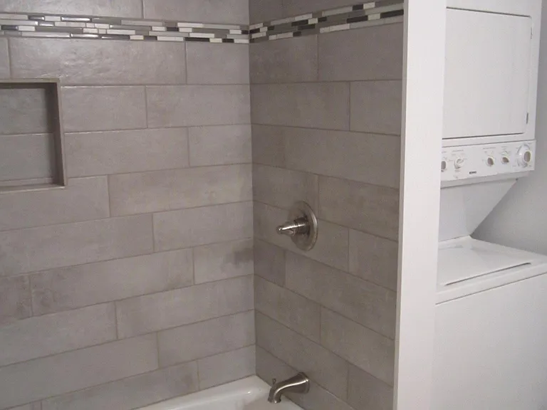 609 Bynum St — Photo 6