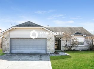 10209 Park Ridge Dr, Indianapolis, IN