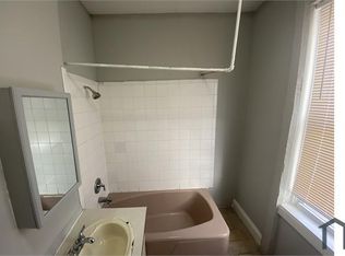 1706 W Ontario St APT 2, Philadelphia, PA 19140