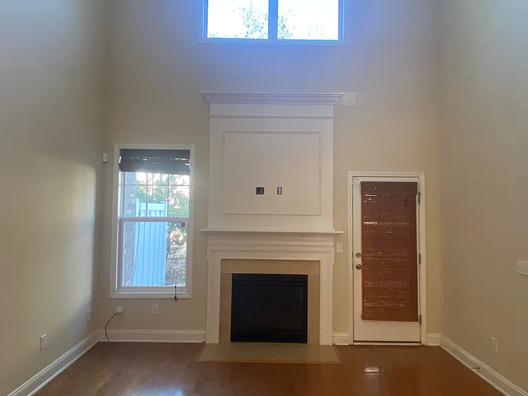 3635 Bagley Dr — Photo 13