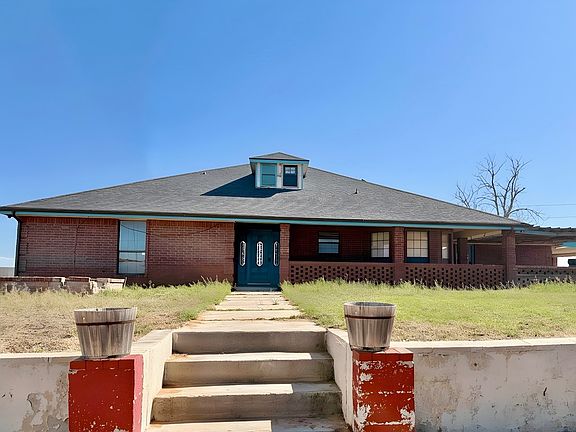 2nd image of 1905 W County Road 137