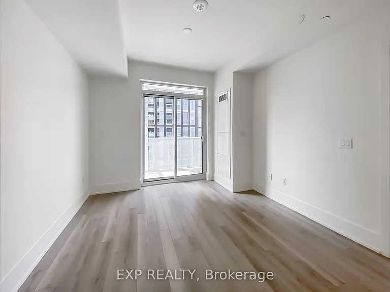 89 Church St #4902 — Photo 2