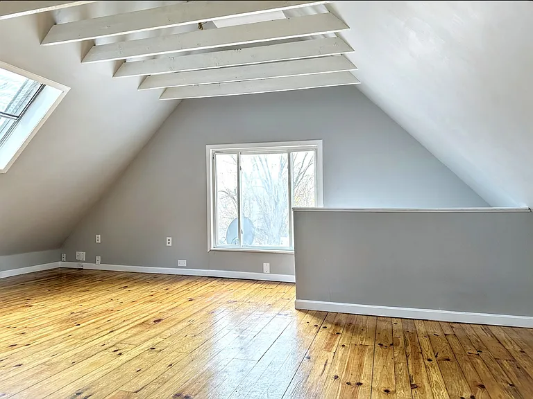 115 Highland Ave #3 — Photo 1