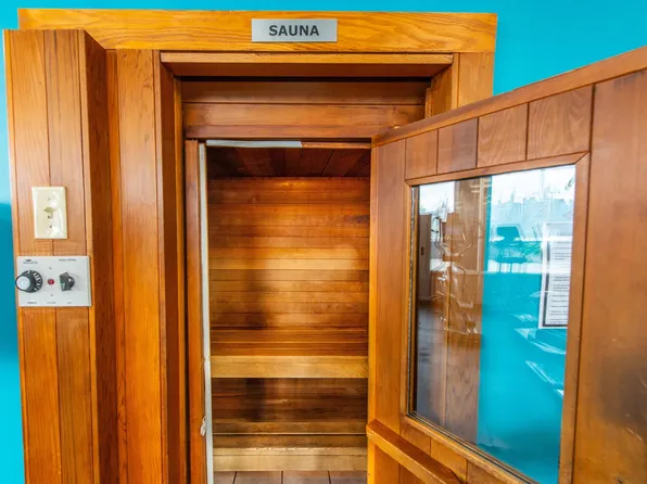 6050 Blvd East image 28 of 42